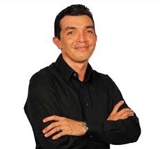 Dr. Manuel Chacón Quiros