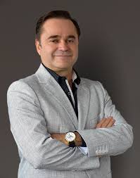 Dr. Rodolfo Uribe Valle